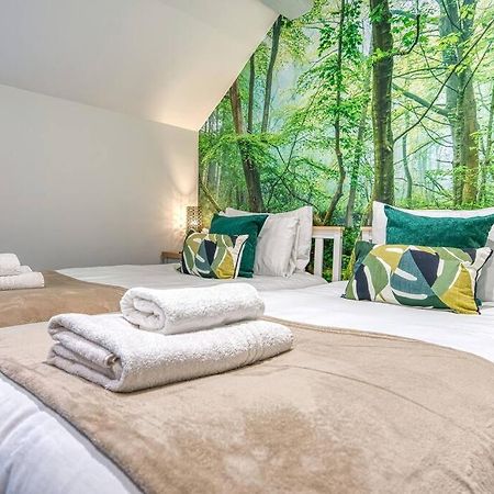 Delightful Two-Bedroom Cottage In The Heart Of Bakewell Extérieur photo