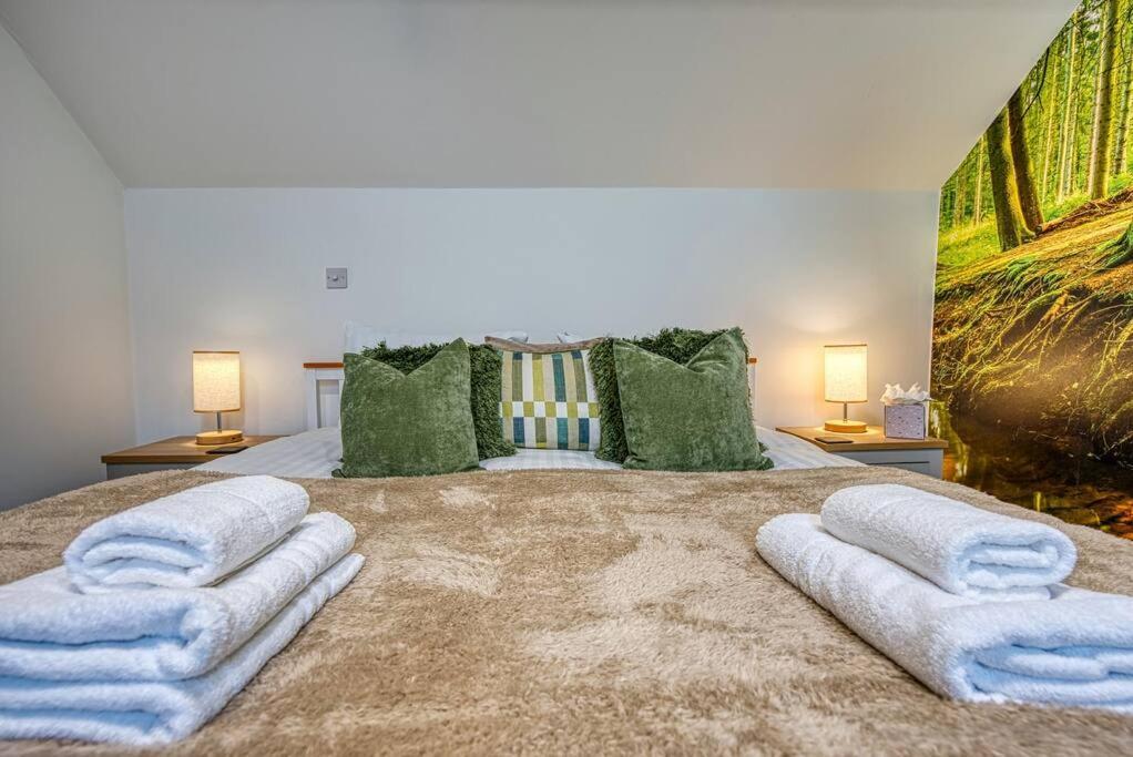 Delightful Two-Bedroom Cottage In The Heart Of Bakewell Extérieur photo